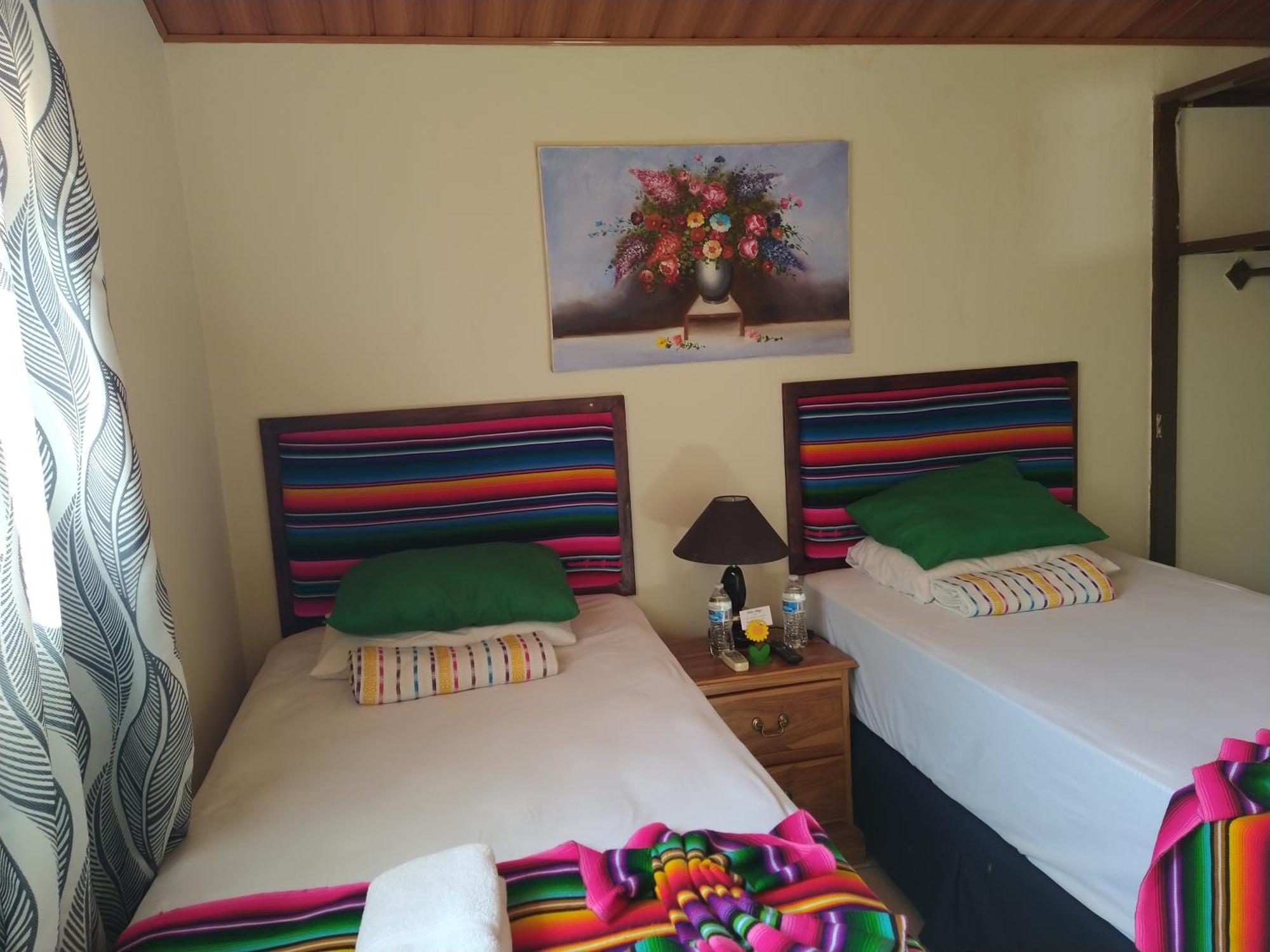 Hotel Antiguo Antiguo Cuscatlán Habitación foto